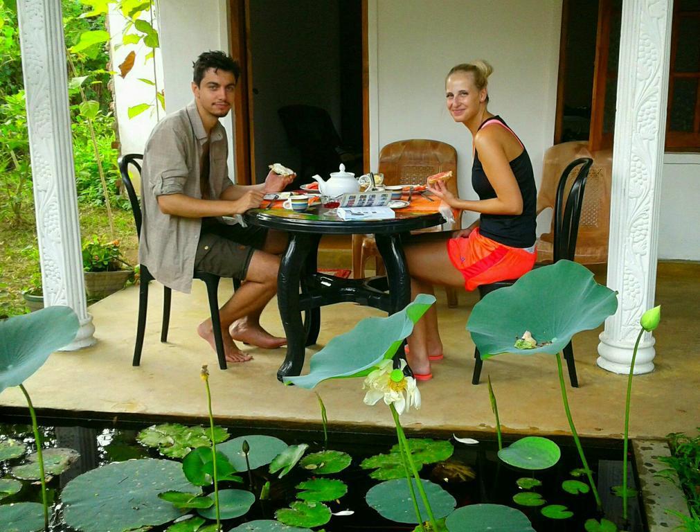 River Retreat Sigiriya Buitenkant foto